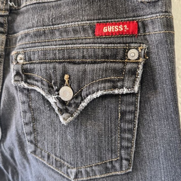 Guess Jeans Low Rise Black Wash Size 26 - Picture 5 of 8